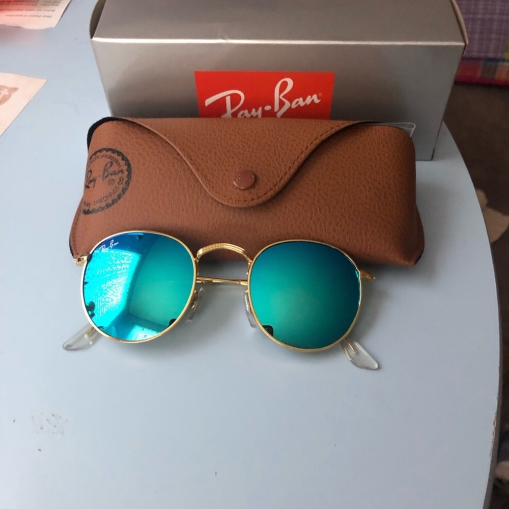 Round ray ban sunglasses